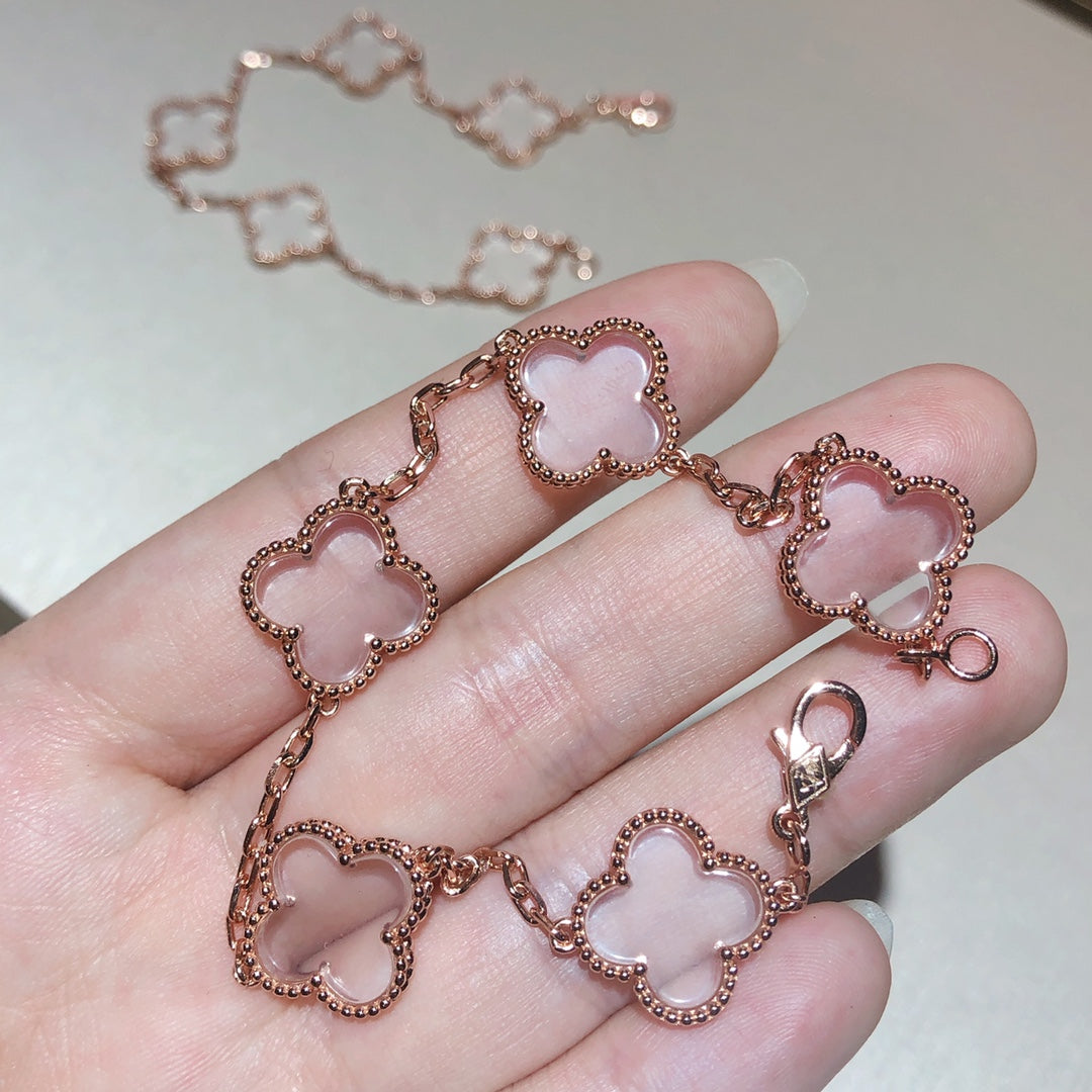 [RAFFINE]CLOVER 5 MOTIF ROCK CRYSTAL BRACELET