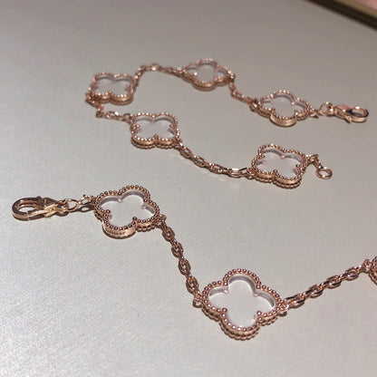 [RAFFINE]CLOVER 5 MOTIF ROCK CRYSTAL BRACELET