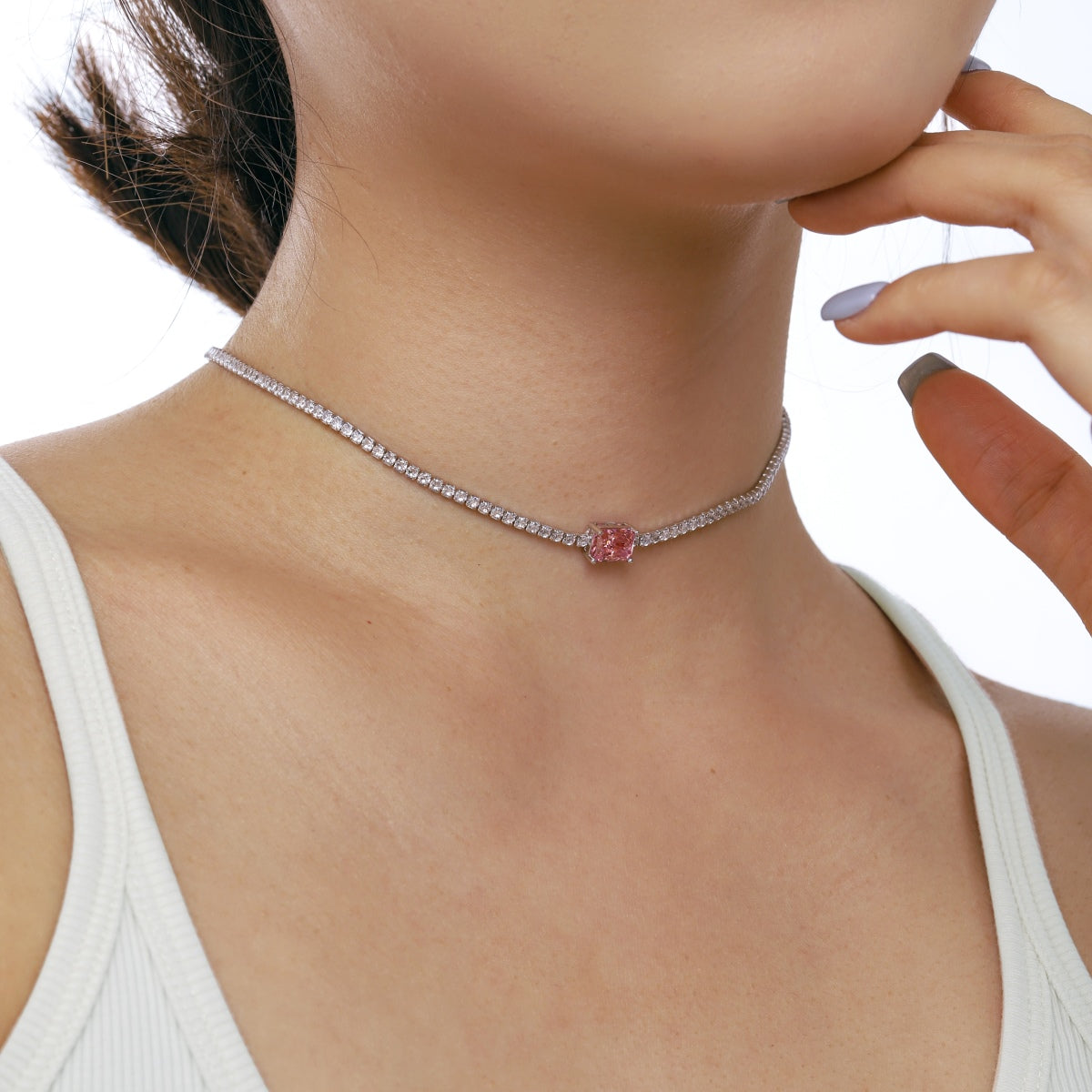 [RAFFINE]2.0 carat Ornate Emerald Cut Necklace