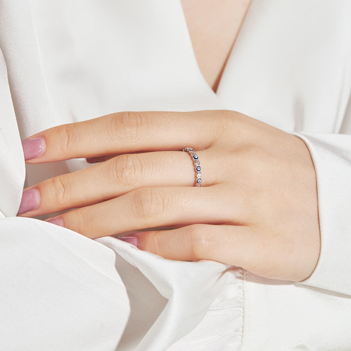 [Raffine]Sparkling Vibrant Round Shape Daily Ring