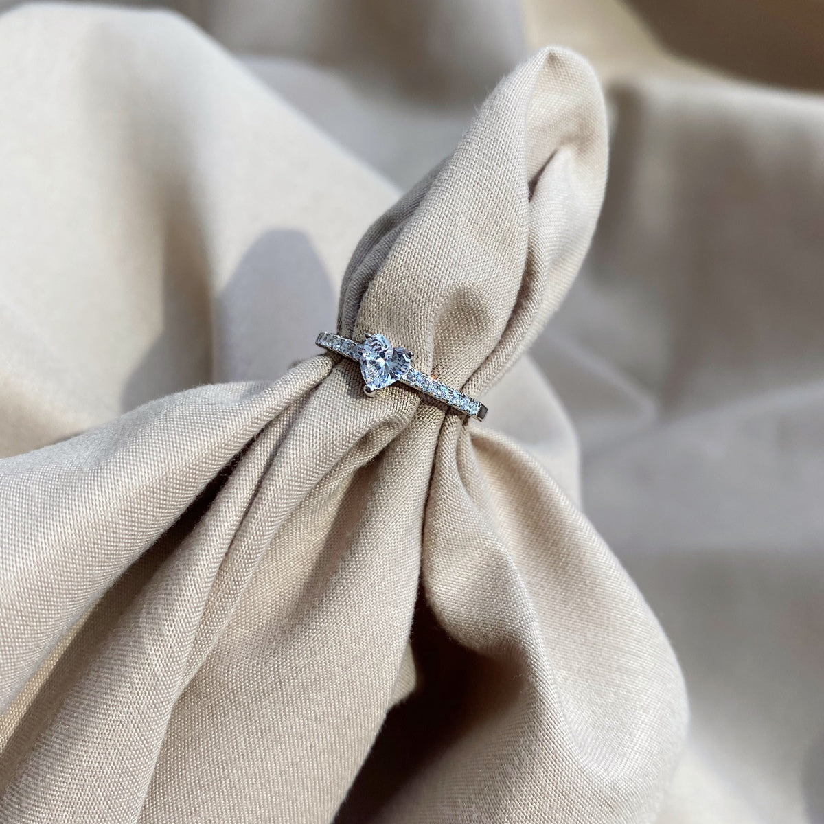 [RAFFINE]0.5 Carat CaratEternity Charming Heart Shape Lover Ring