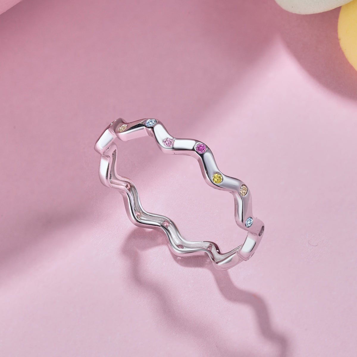 [RAFFINE]Ornate Vibrant Round Cut Daily Ring