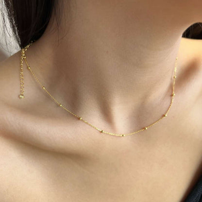 [RAFFINE]Collar sencillo con cadena de clavícula y cuentas pequeñas