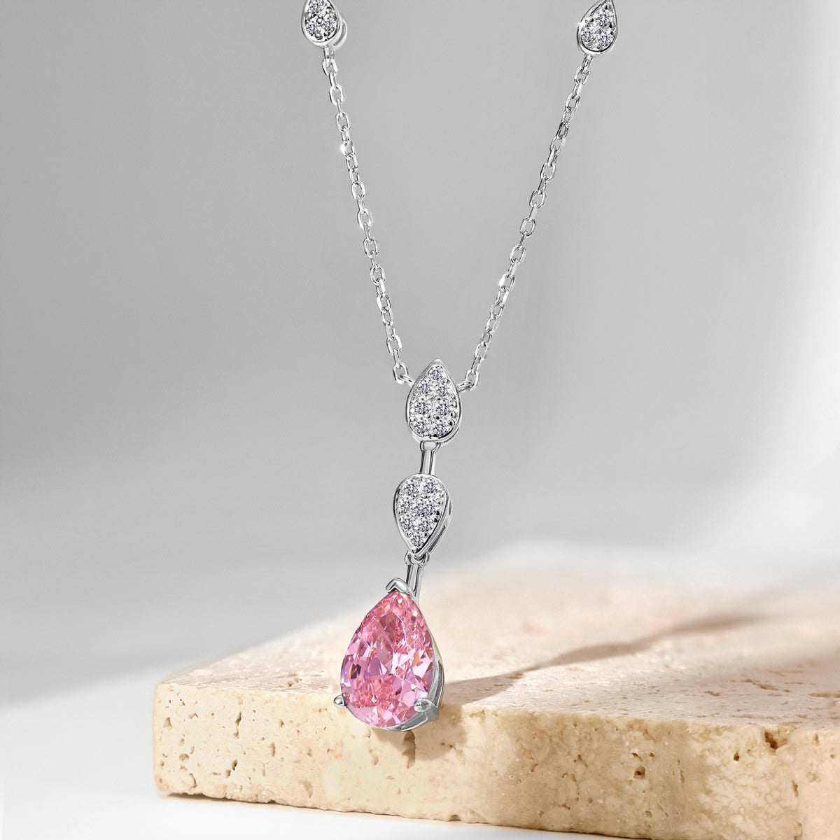 [RAFFINE]Collar deslumbrante con corte de pera