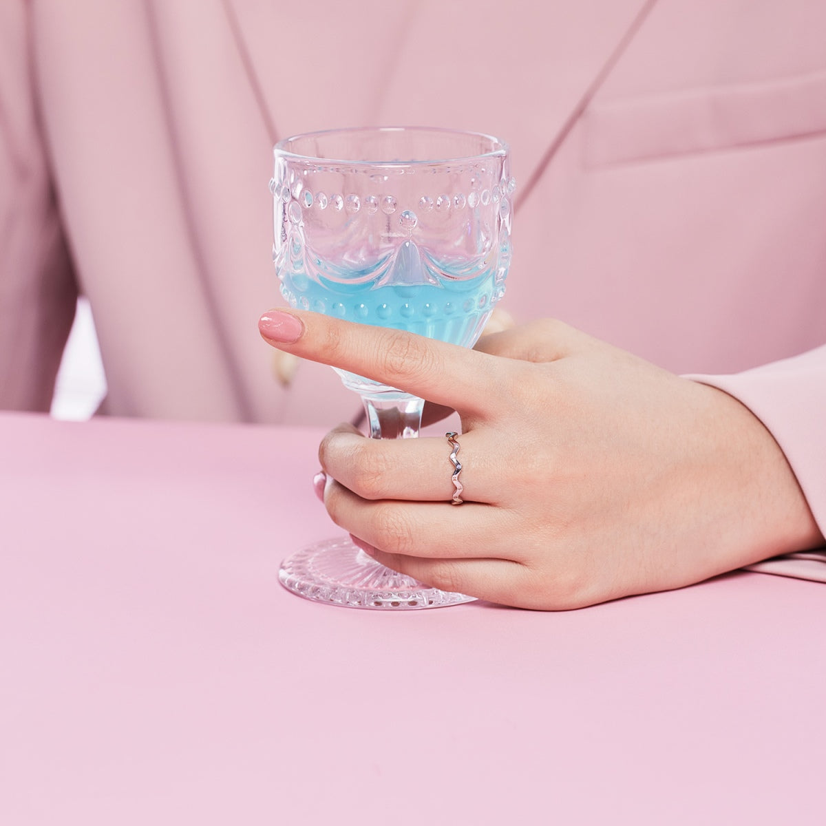 [RAFFINE]Ornate Vibrant Round Cut Daily Ring