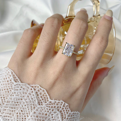 [RAFFINE]4.0 Carat Luxurious Engagement Ring