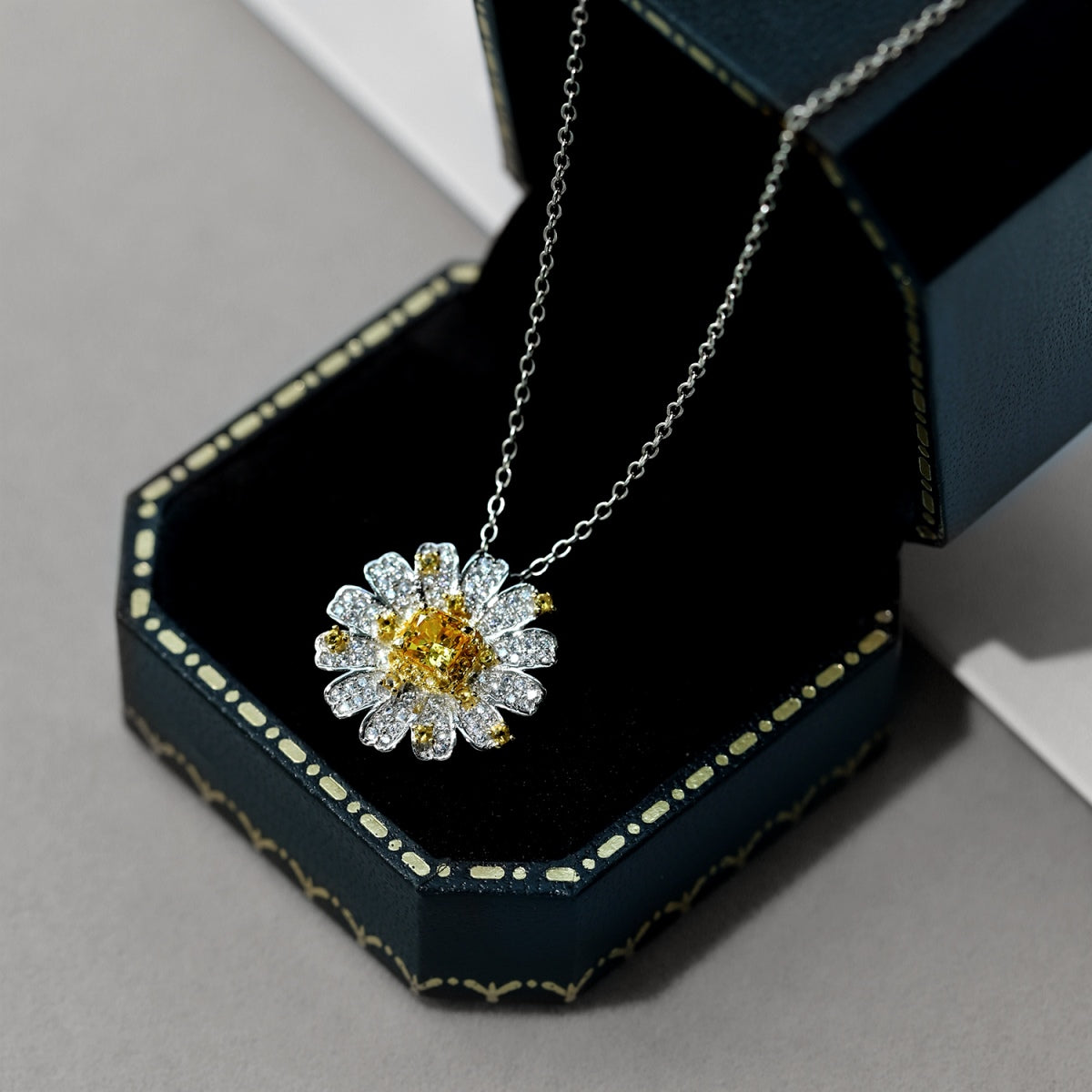 [RAFFINE]Exquisito collar de margaritas