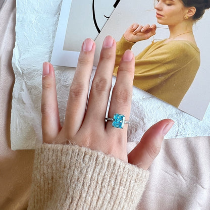 [RAFFINE]4.0 Carat Luxurious Engagement Ring