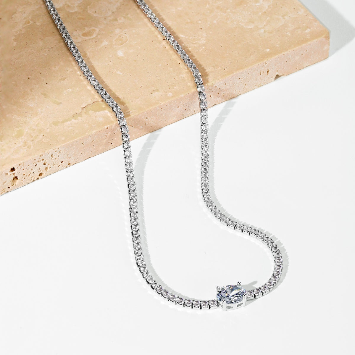 [RAFFINE]1.0 Carat Shining Oval Cut Necklace