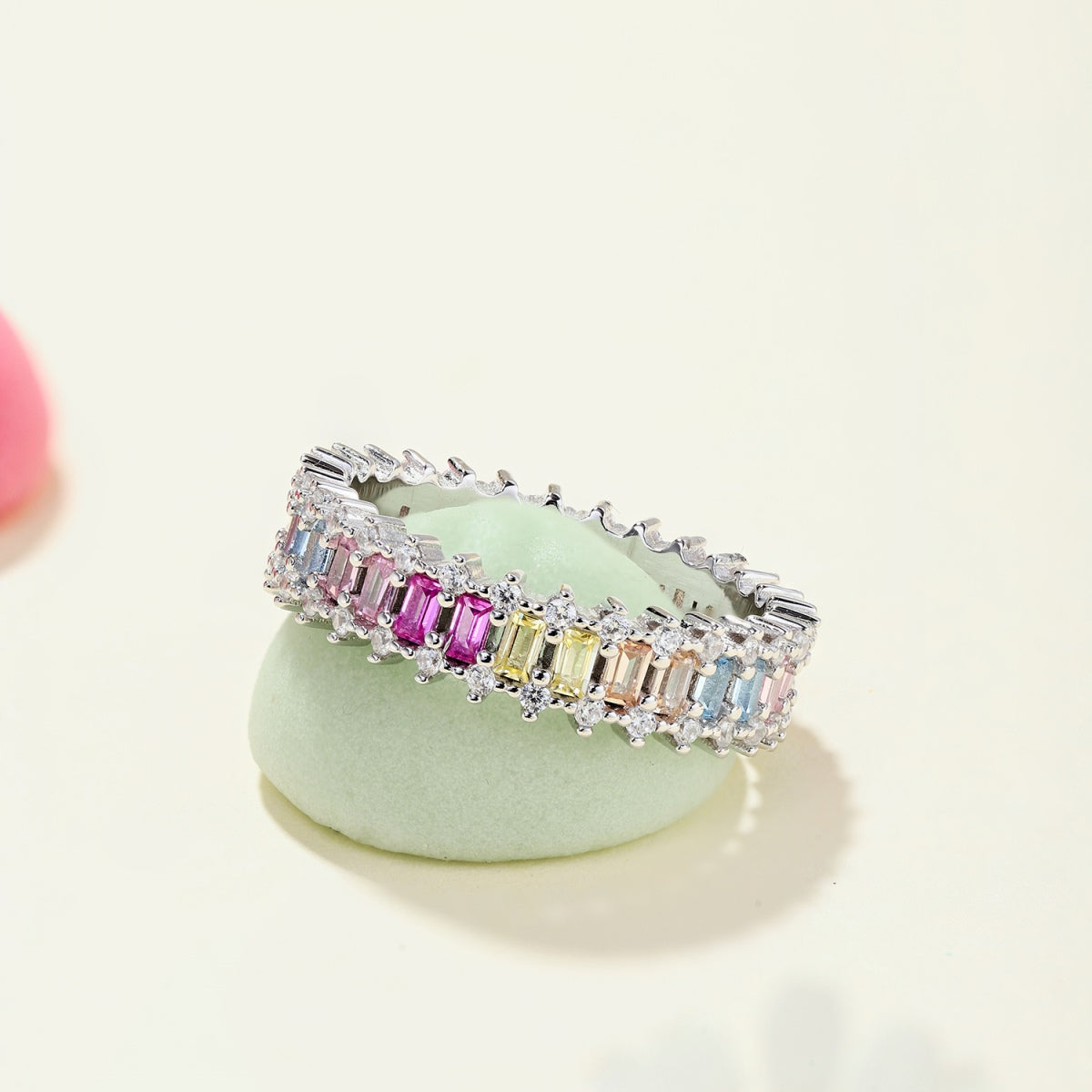 [RAFFINE]Splashy Ornate Emerald Cut Cocktail Ring