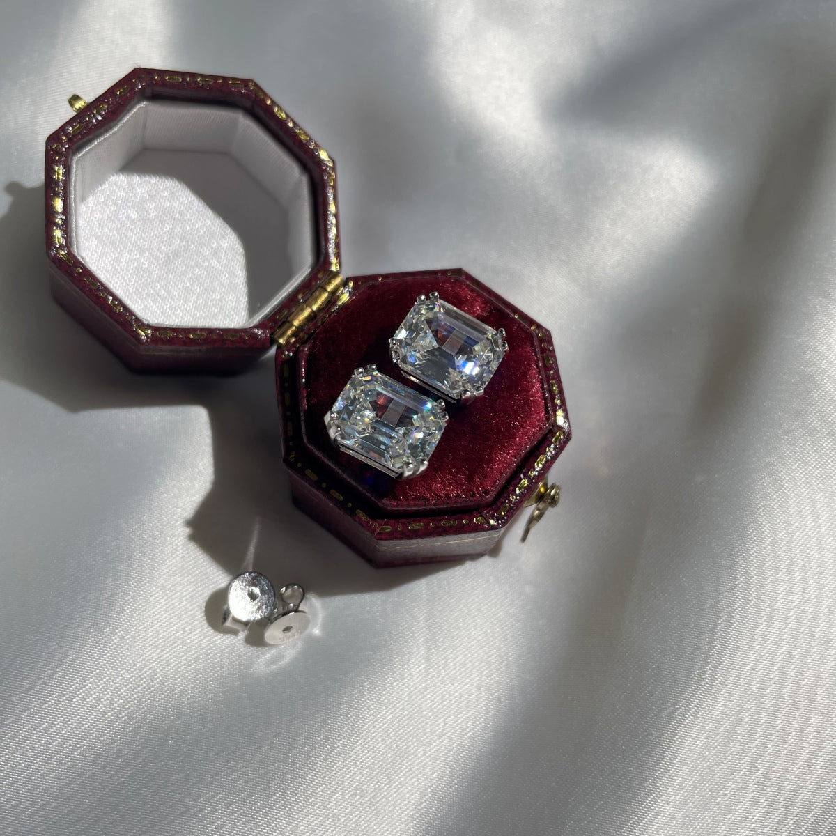 [RAFFINE] Pendientes de forma cuadrada deslumbrantes