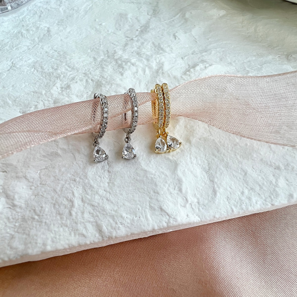 [RAFFINE]Luxurious Geometric Drop Earrings