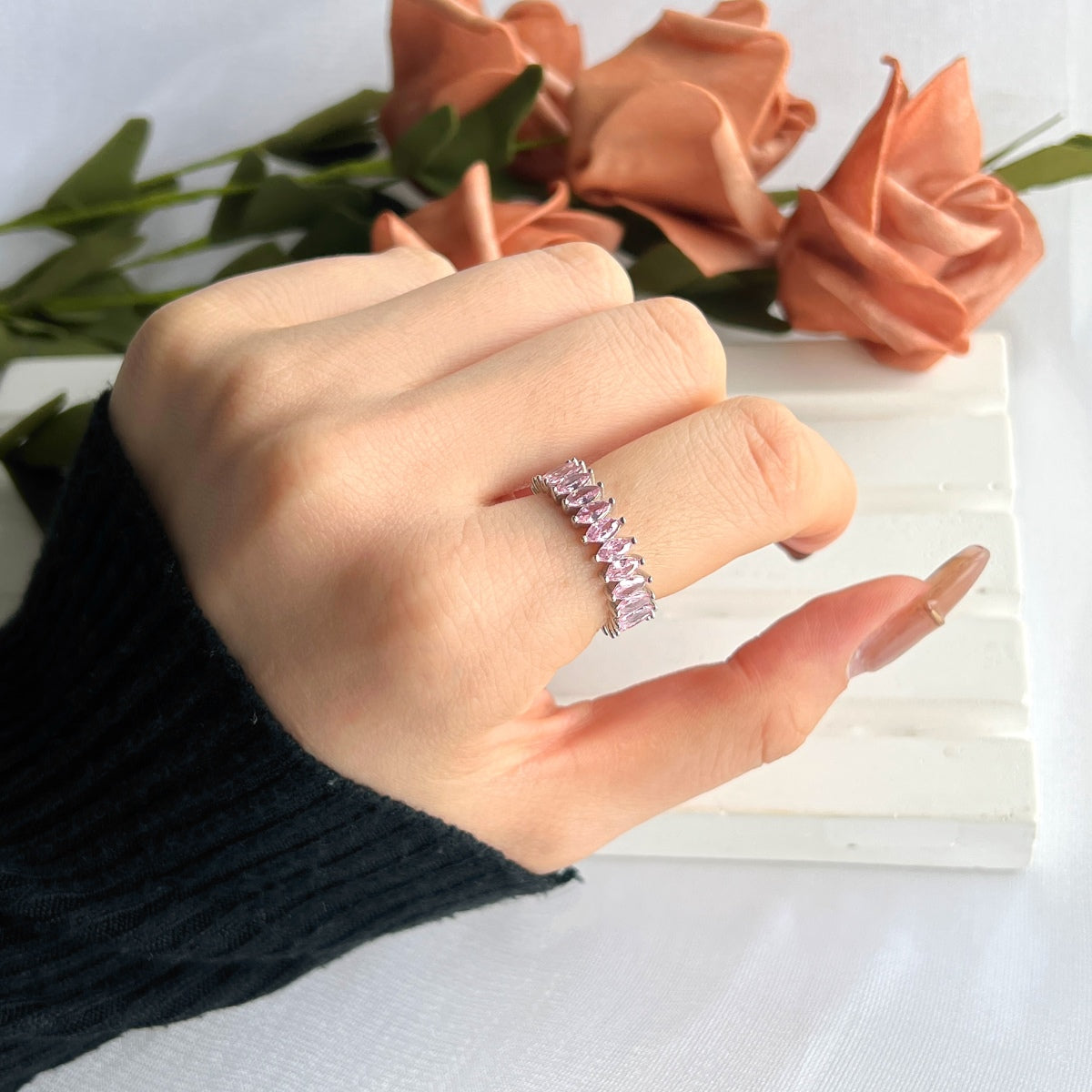 [RAFFINE]Gorgeous Marquise Cut Tennis Ring