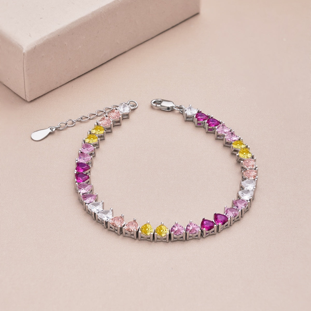 [Raffine]Luxurious Colorful Romantic Heart Shape Lover Bracelet