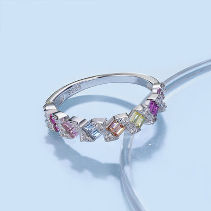 [RAFFINE]Delicate Vibrant Emerald Cut Daily Ring