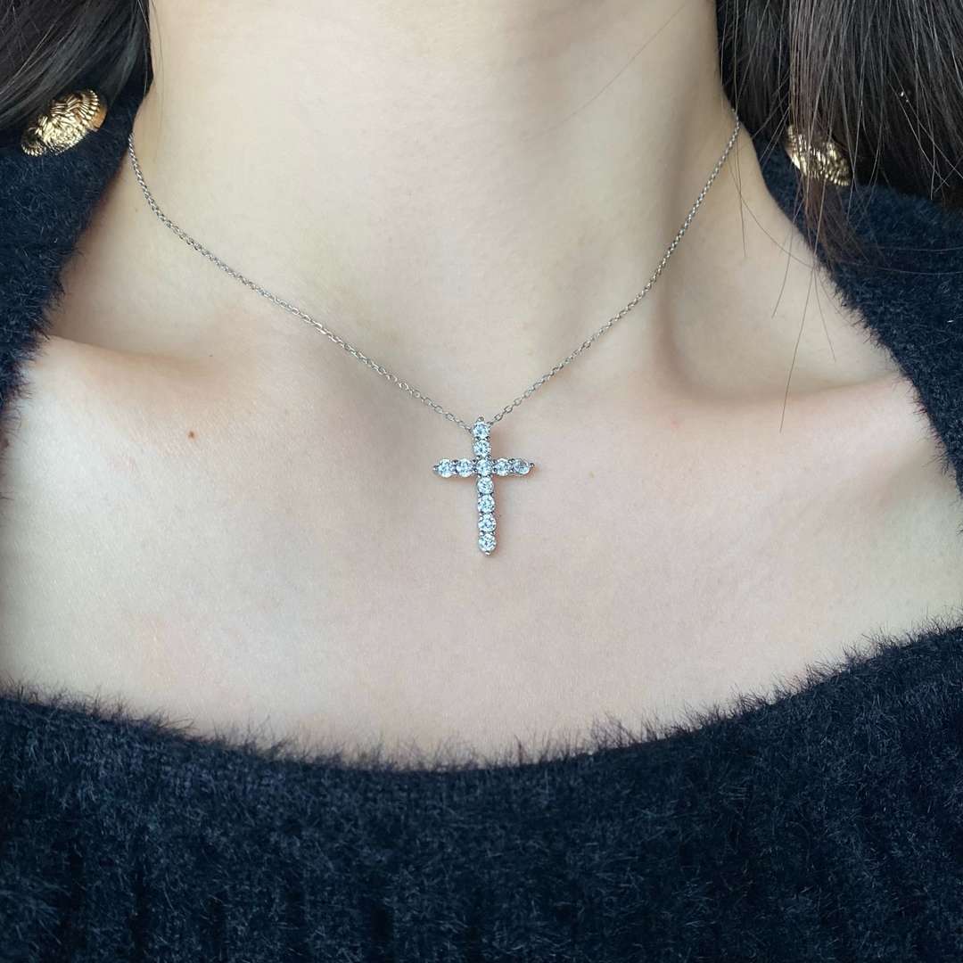 [RAFFINE]Collar único en forma de cruz