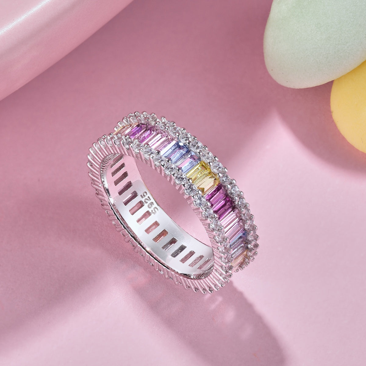 [RAFFINE]Dainty Kaleidoscopic Emerald Cut Daily Ring