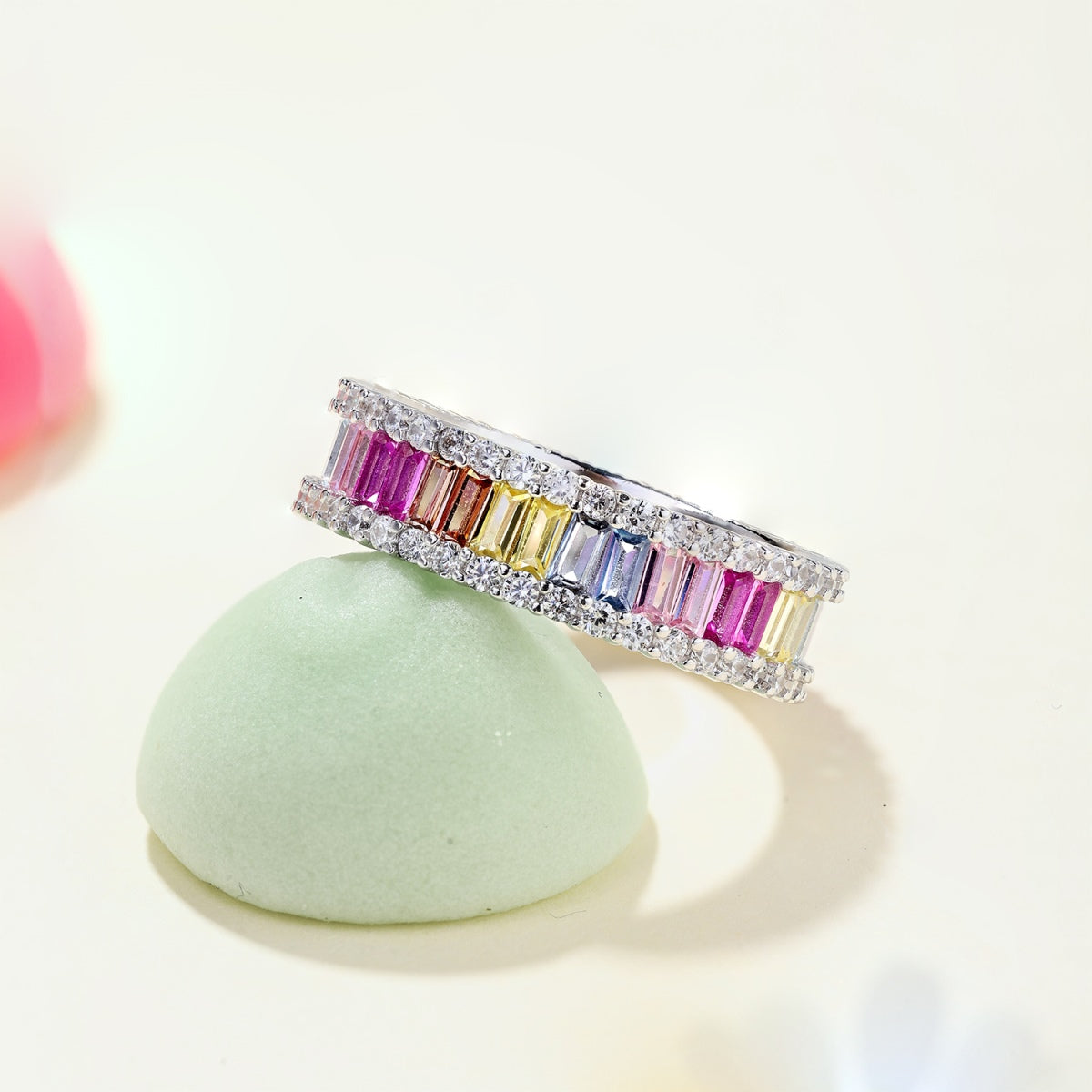 [RAFFINE]Dainty Kaleidoscopic Emerald Cut Daily Ring