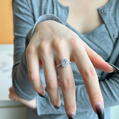 [RAFFINE]Dazzling Resplendent Round Cut Wedding Ring