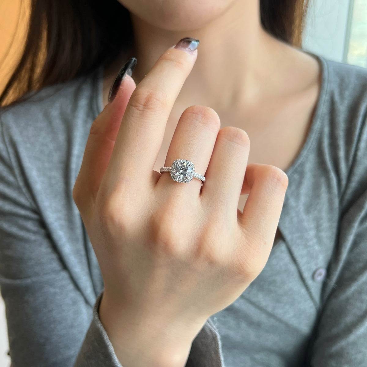 [RAFFINE]Dazzling Resplendent Round Cut Wedding Ring
