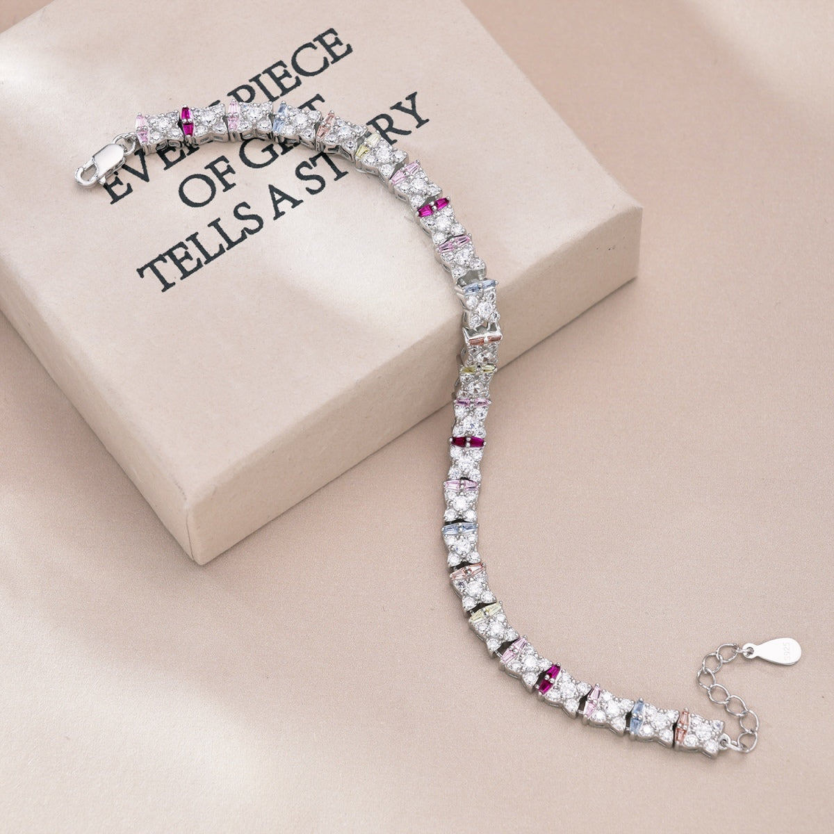 [RAFFINE]Unique Colorful Flower Shape Daily Bracelet