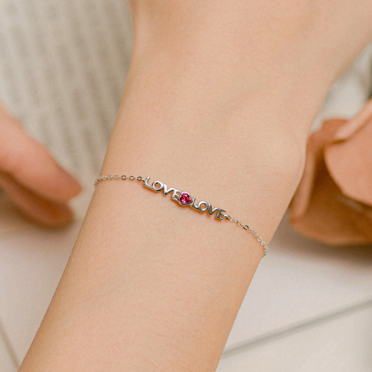 [RAFFINE]Pulsera romántica con forma de corazón para enamorados
