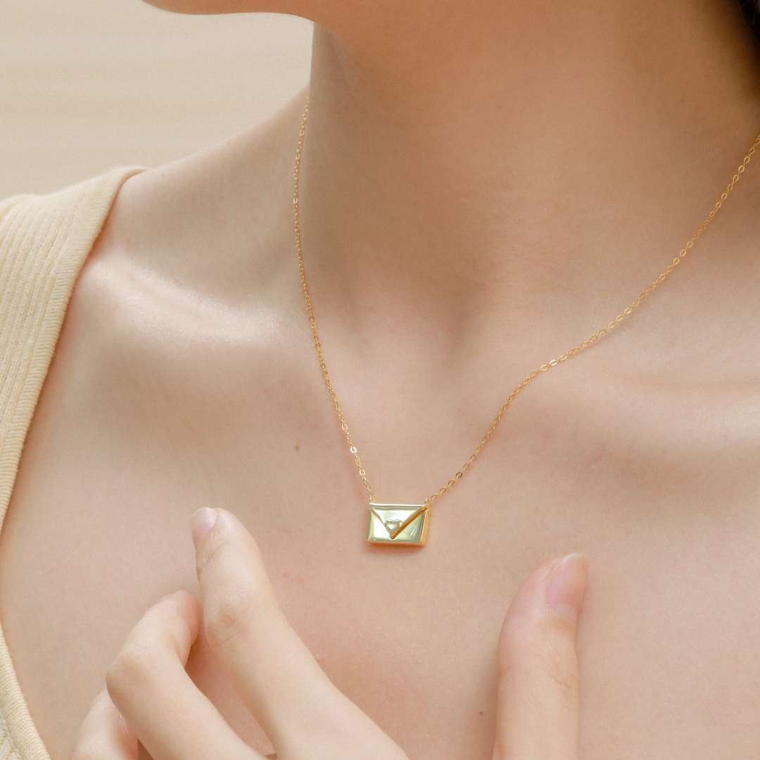 [RAFFINE]Collar con forma de corazón para el Día de la Madre