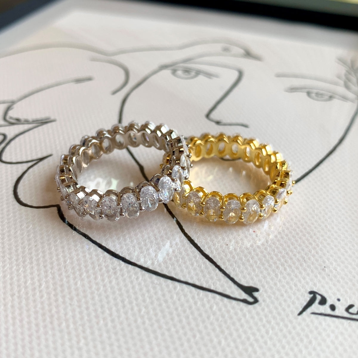 [RAFFINE]Ornate Oval Cut Tennis Ring
