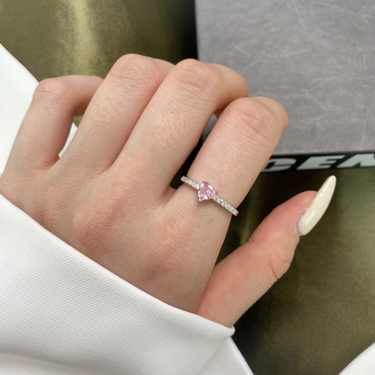 [RAFFINE]0.5 Carat CaratEternity Charming Heart Shape Lover Ring