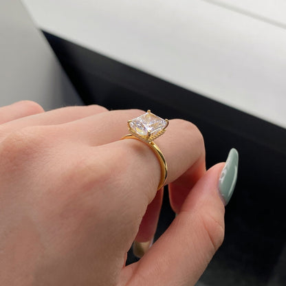 [RAFFINE]4.0 Carat Ornate Enchanting Radiand Cut Banquet Ring