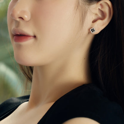 [RAFFINE]Pendientes con forma de flor de trébol de cuatro hojas