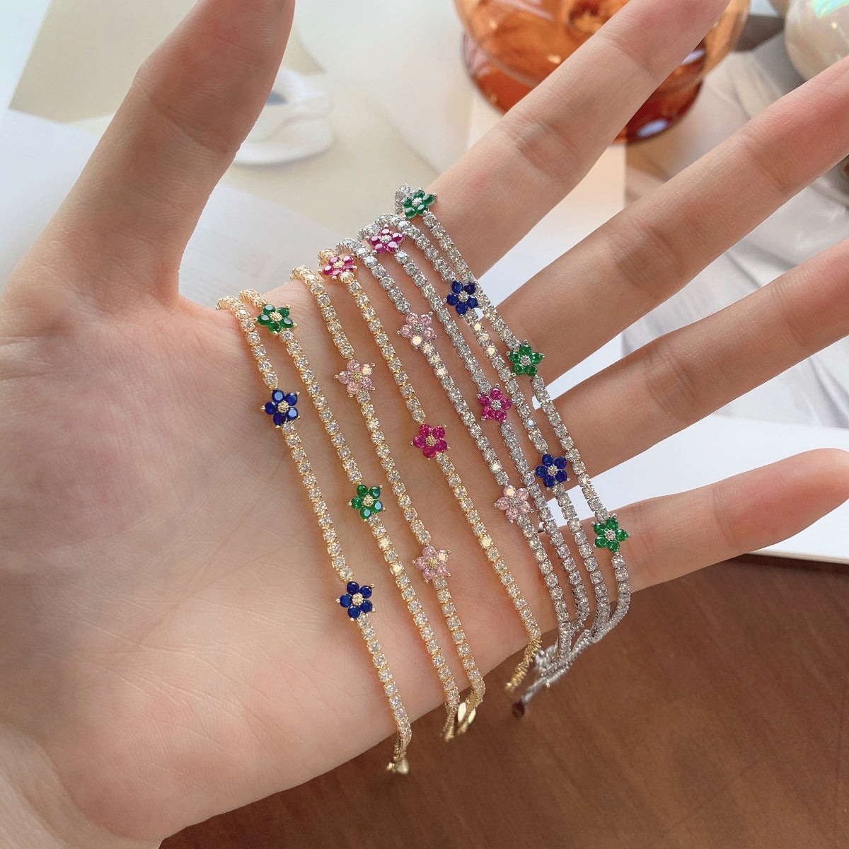 [RAFFINE]Sparkling Flower Shape Tennis Bracelet
