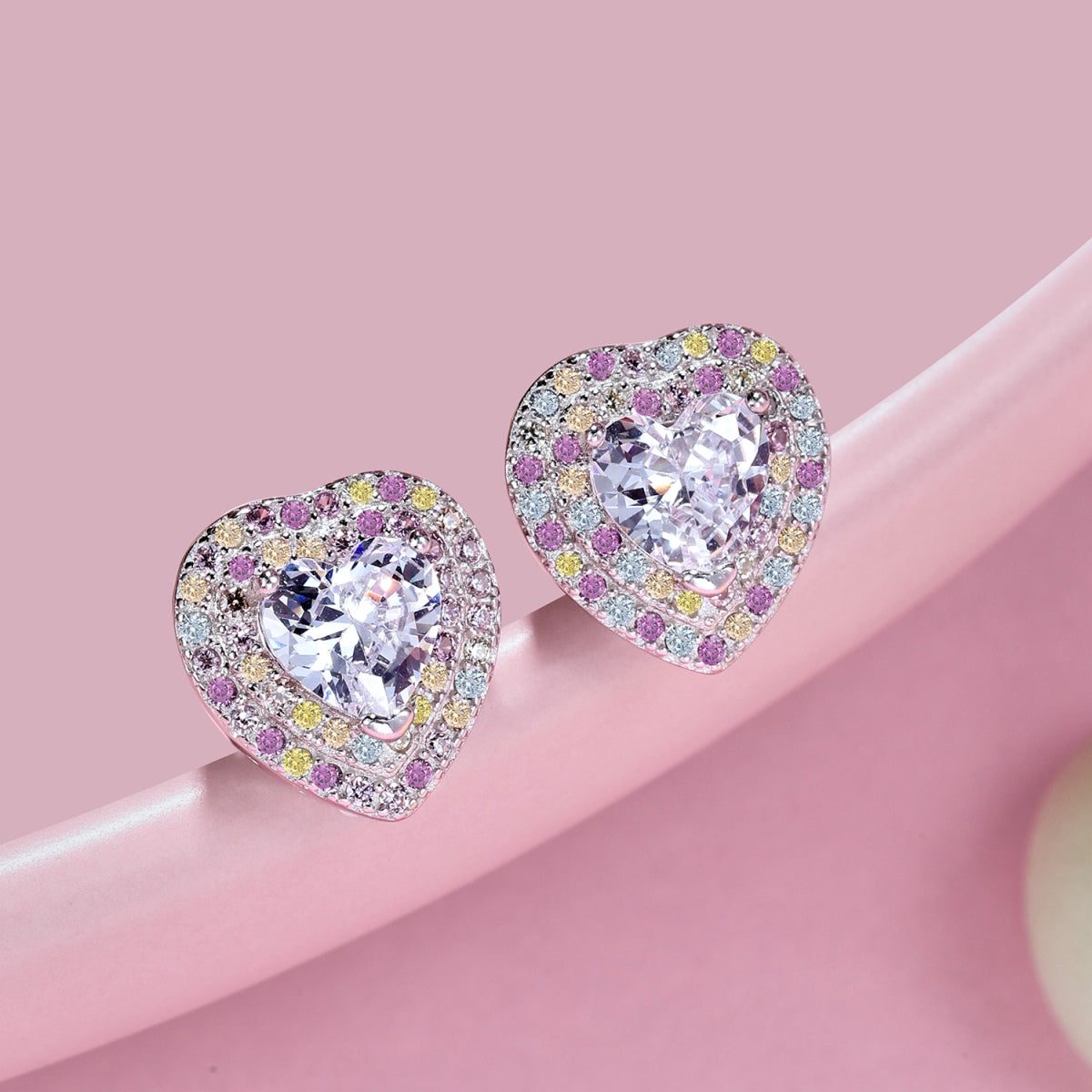 [RAFFINE] Pendientes deslumbrantes con forma de corazón para enamorados