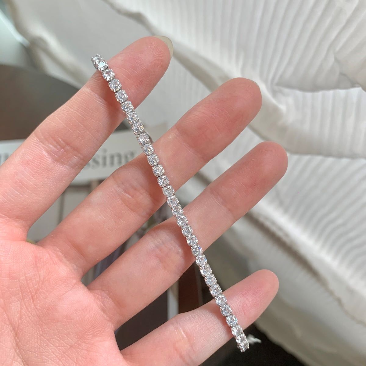 [RAFFINE]Sparkling Round Cut Daily Bracelet