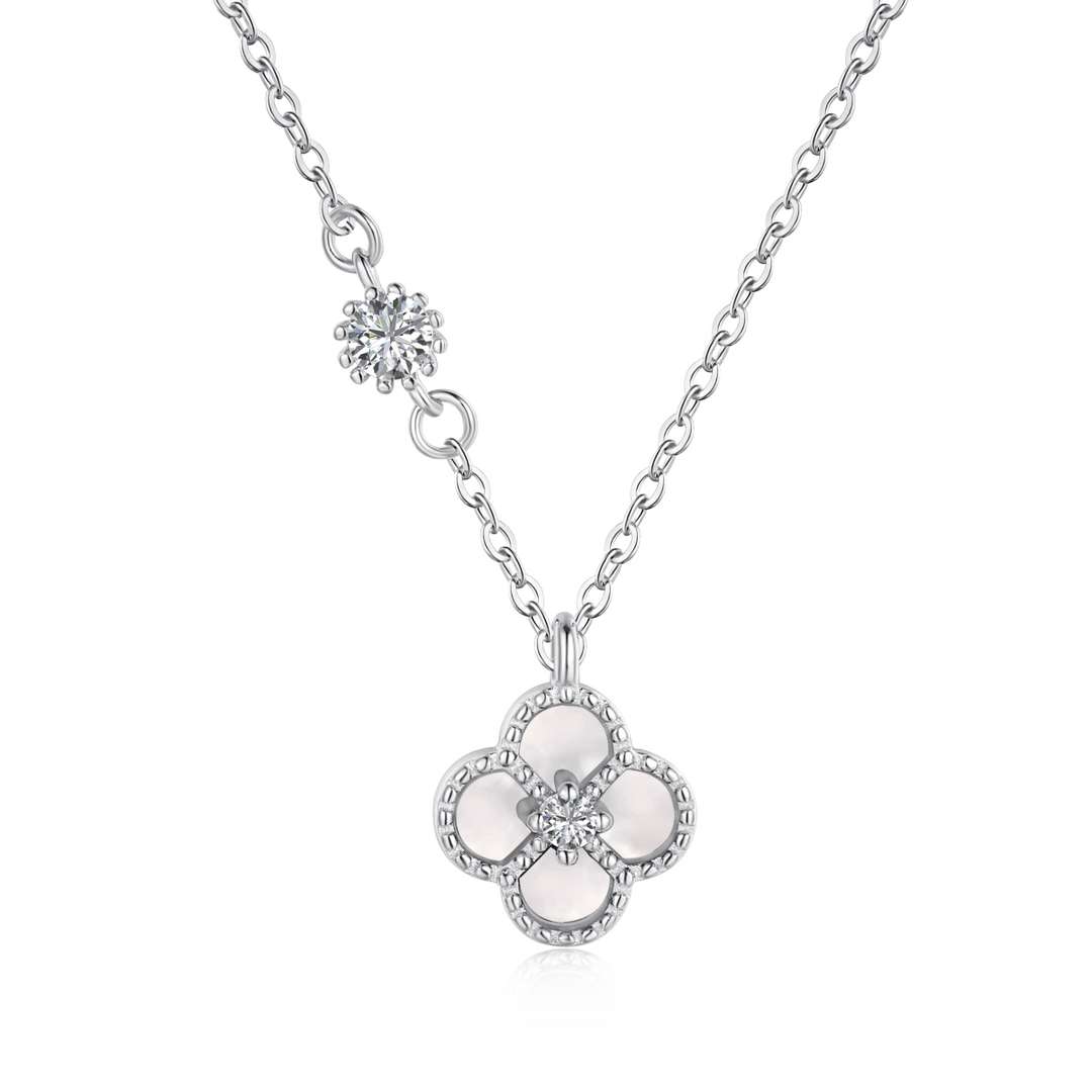 [RAFFINE]Collar delicado con forma de flor