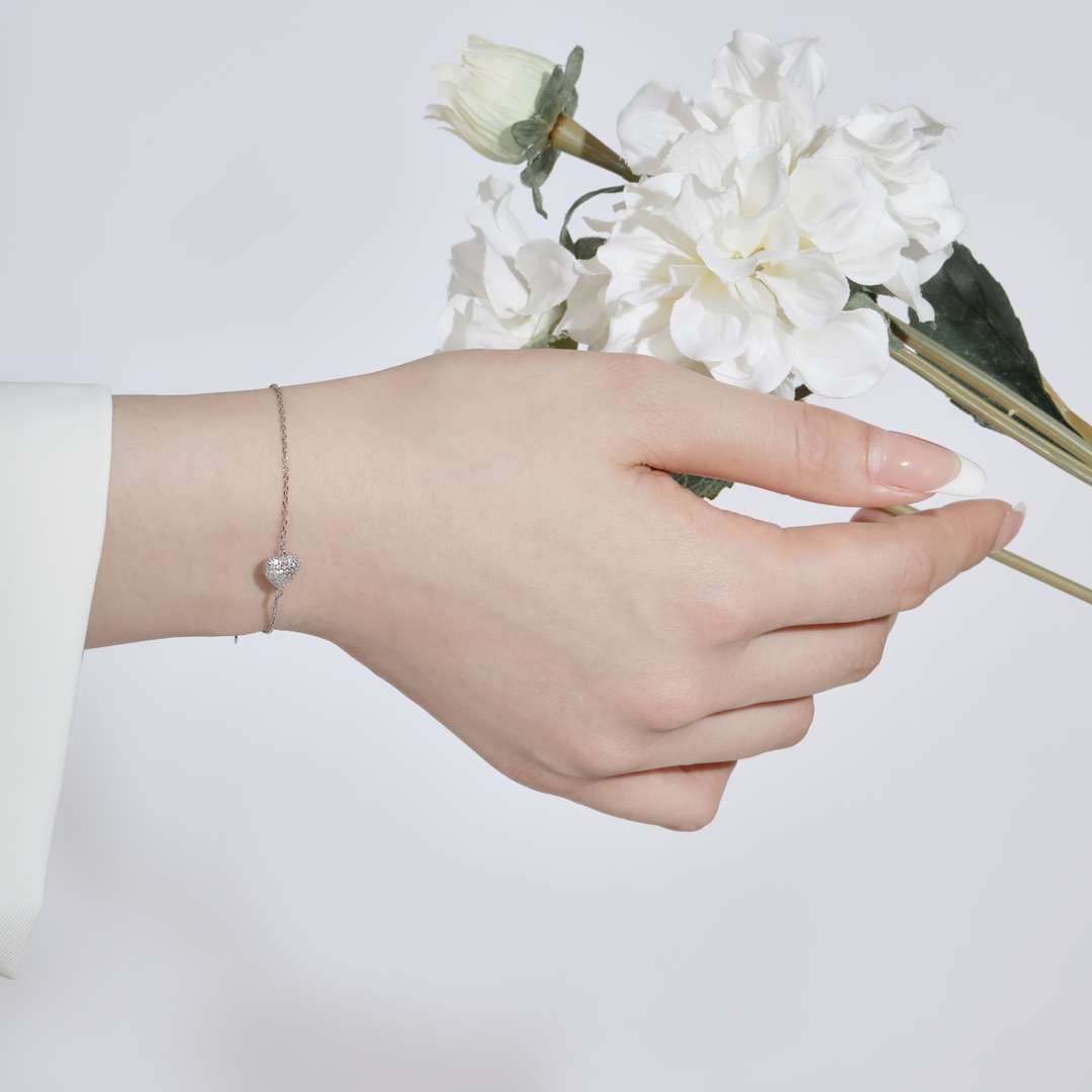 [RAFFINE]Pulsera delicada y versátil en forma de corazón