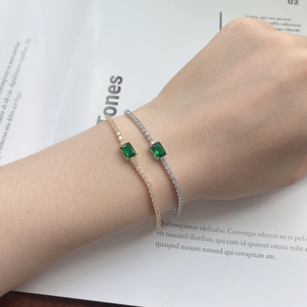 [RAFFINE]Pulsera de banquete con corte esmeralda único de 1,0 quilates