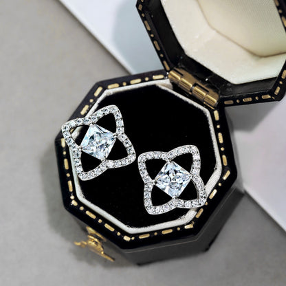 [RAFFINE] Elegantes pendientes de diario con corte princesa y forma de estrella