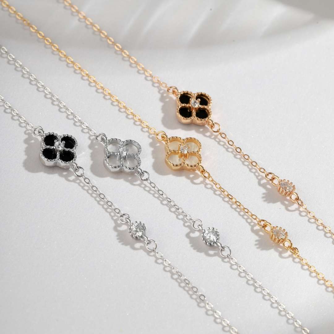 [RAFFINE]Delicate Four Leaf Clover Bracelet