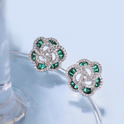[RAFFINE] Exquisitos pendientes diarios con forma de flor
