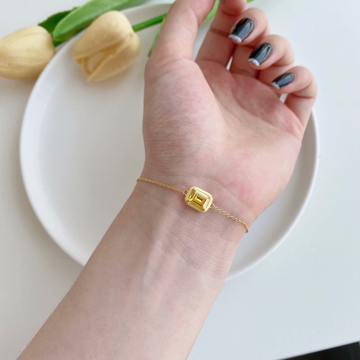 [RAFFINE]2.0 Carat Sparkling Colorful Emerald Cut Daily Bracelet