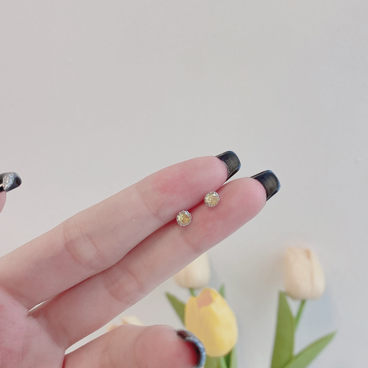 [RAFFINE]Sparkling Colorful Round Shape Earrings