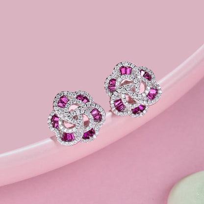 [RAFFINE] Exquisitos pendientes diarios con forma de flor