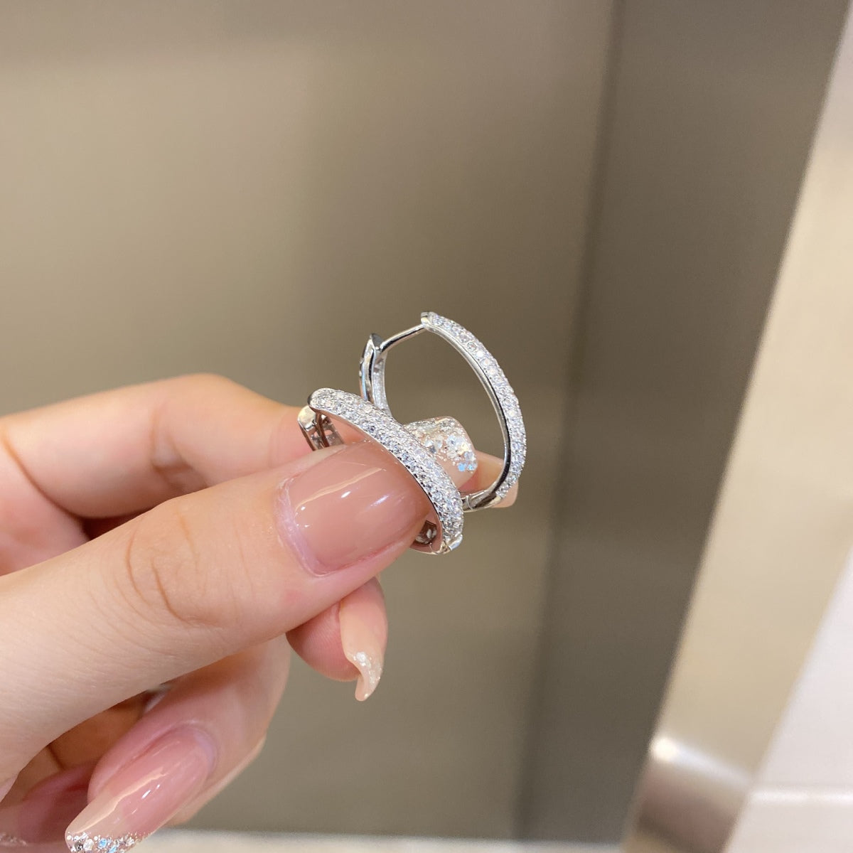 [RAFFINE] Exquisitos y versátiles pendientes diarios