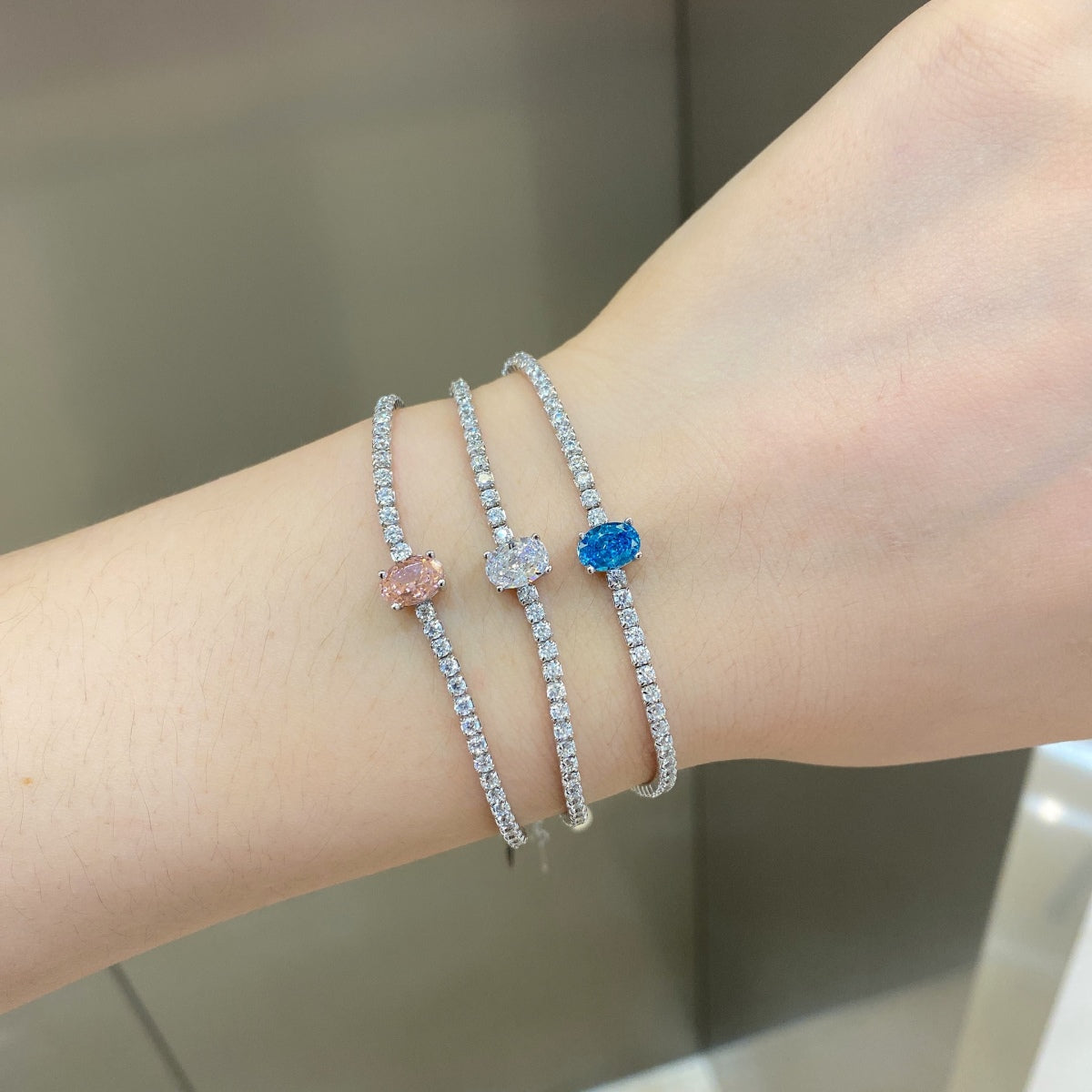 [Raffine]0,75 Karat exquisites ovales Tagesarmband