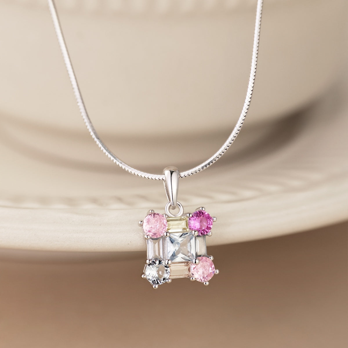[RAFFINE]Precioso collar multicolor