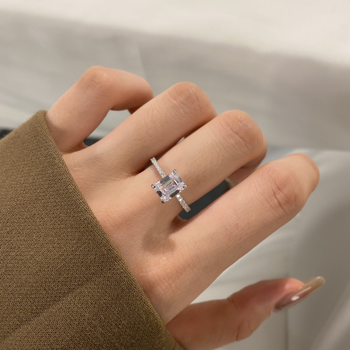 [RAFFINE]2.0 Carat Scintillating Ornate Radiant Cut Party Ring