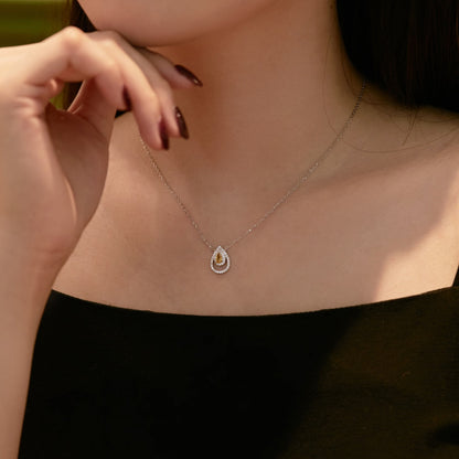 [RAFFINE]Collar brillante con corte de pera