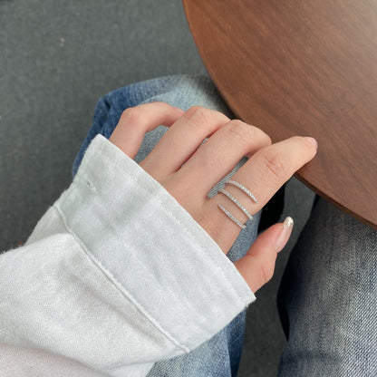[RAFFINE]Unique Vibrant Entangle Daily Ring