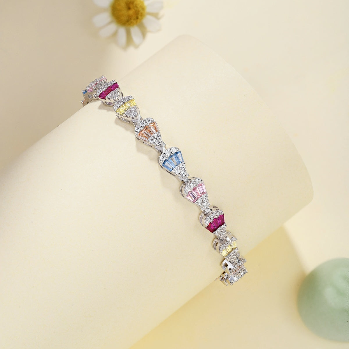 [RAFFINE]Pulsera diaria con forma de gota de agua radiante